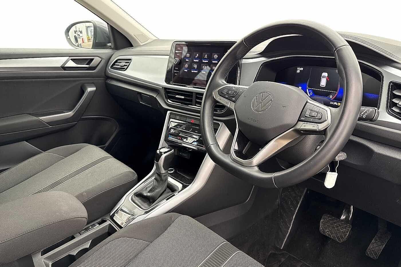 Used Volkswagen T-Roc 2024 for sale - 77506199: Photo 6