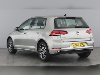Used Volkswagen Golf 2017 for sale - 75453817: Photo