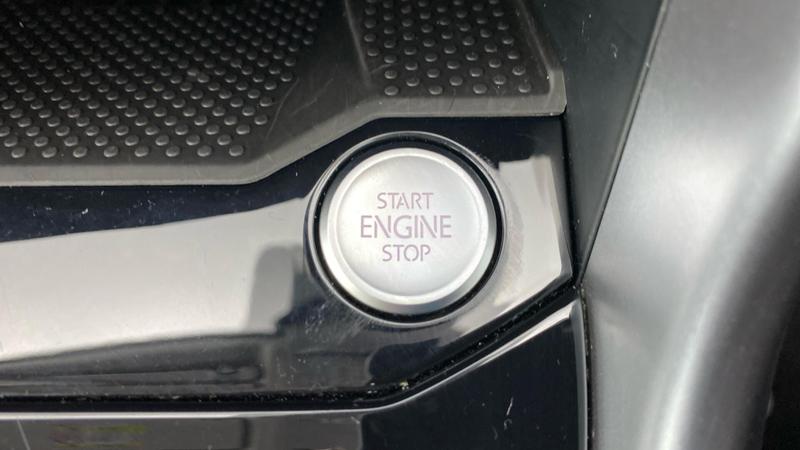 Used Volkswagen T-Roc 2025 for sale - 76706086: Photo 13