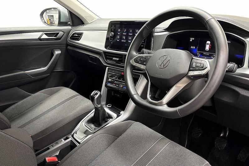 Used Volkswagen T-Roc 2025 for sale - 76706086: Photo 6