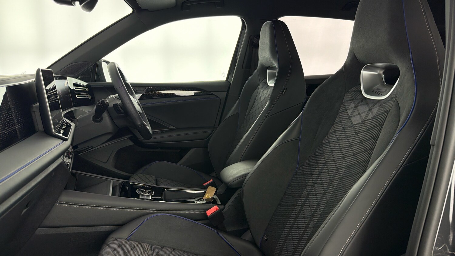 Used Volkswagen Tiguan 2025 for sale - 78064550: Photo 41