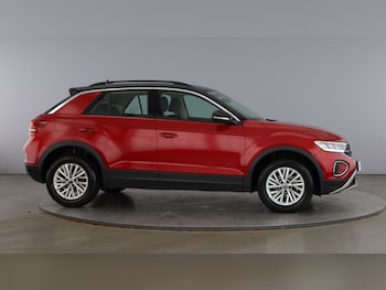 Used Volkswagen T-Roc 2023 for sale - 79430672: Photo