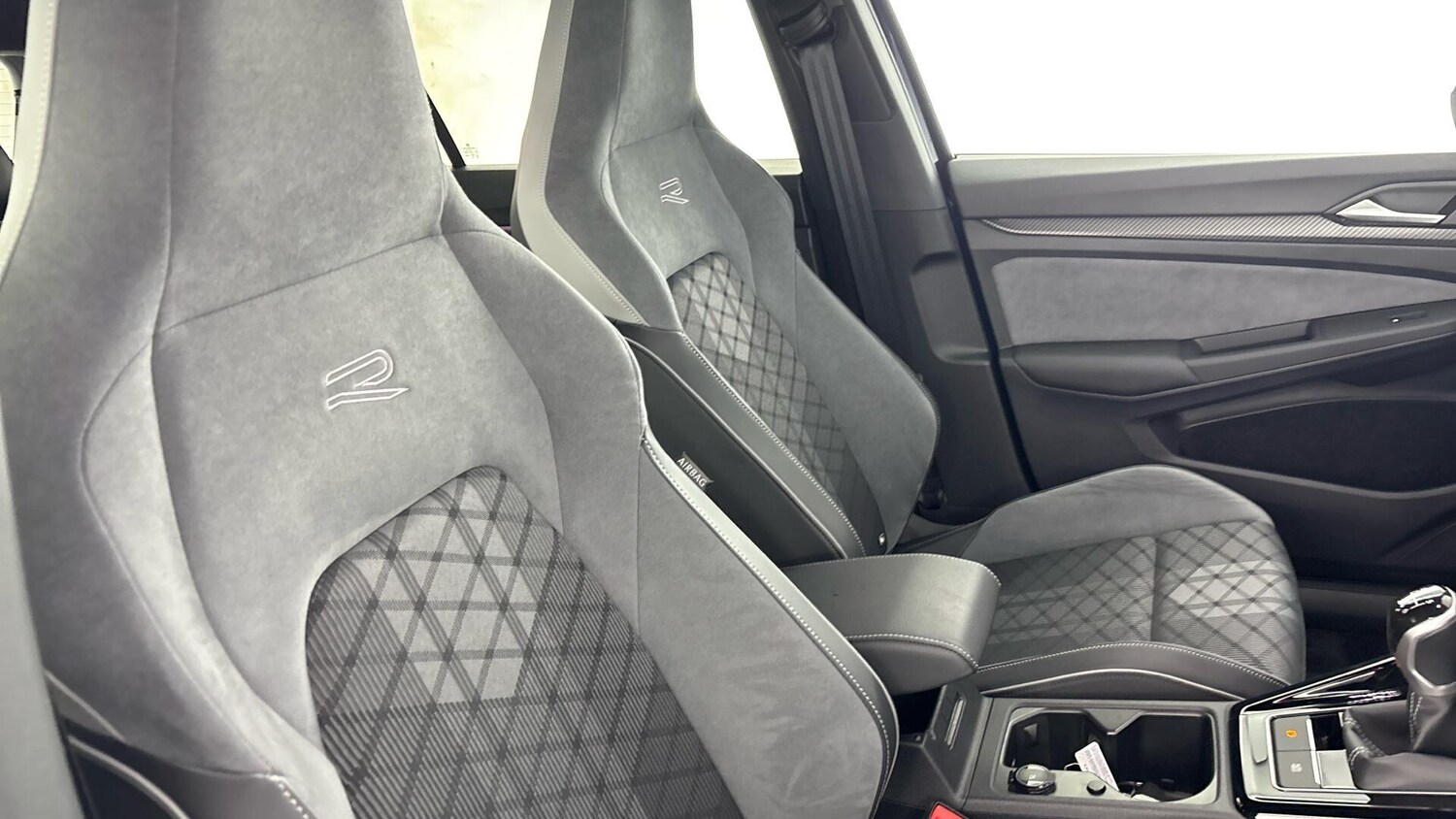 Used Volkswagen Golf 2024 for sale - 77760896: Photo 19