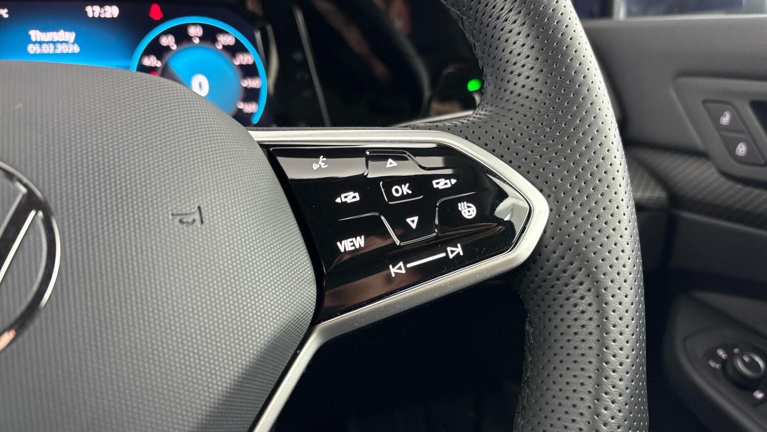 Used Volkswagen Golf 2024 for sale - 77760896: Photo 23