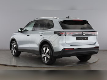 Used Volkswagen Tiguan undefined for sale - 78921150: Photo