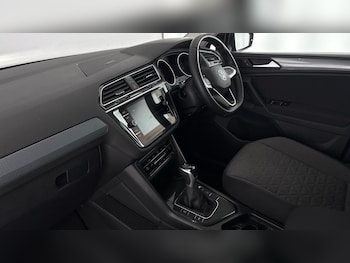 Used Volkswagen Tiguan 2022 for sale - 77701450: Photo