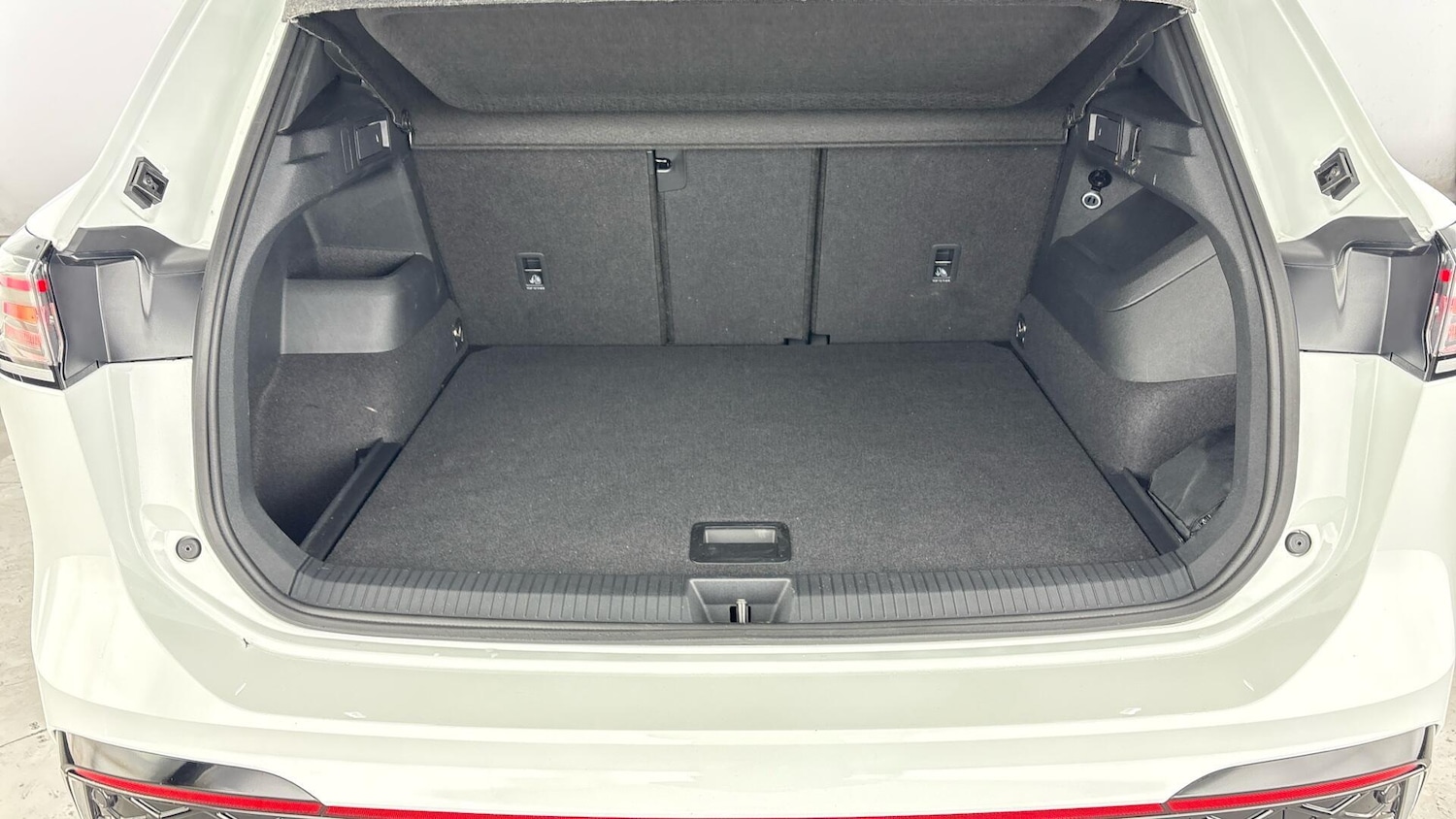 Used Volkswagen Tiguan 2025 for sale - 77760899: Photo 34