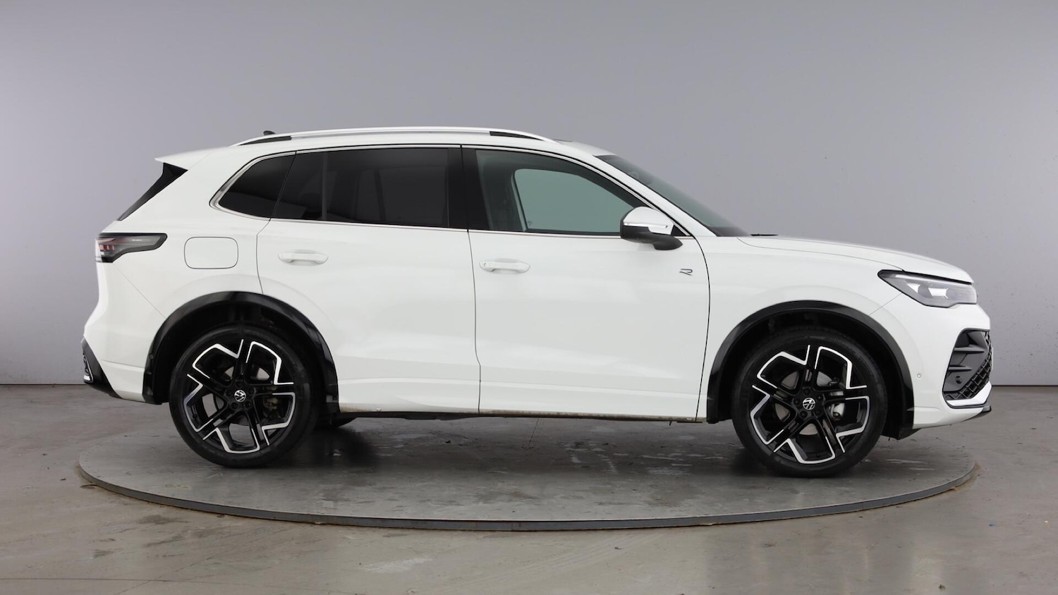 Used Volkswagen Tiguan 2025 for sale - 77760899: Photo 4