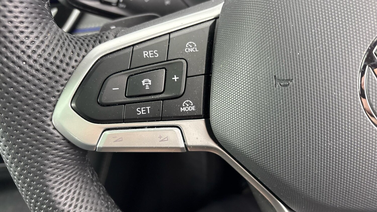 Used Volkswagen Tiguan 2025 for sale - 77760899: Photo 7