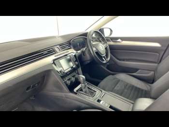 Used Volkswagen Passat 2017 for sale - 75084499: Photo