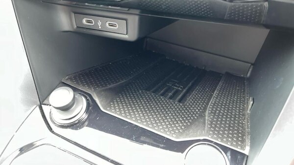 Used Volkswagen T-Roc 2025 for sale - 75403453: Photo 16