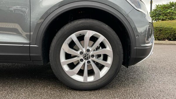 Used Volkswagen T-Roc 2025 for sale - 75403453: Photo 5