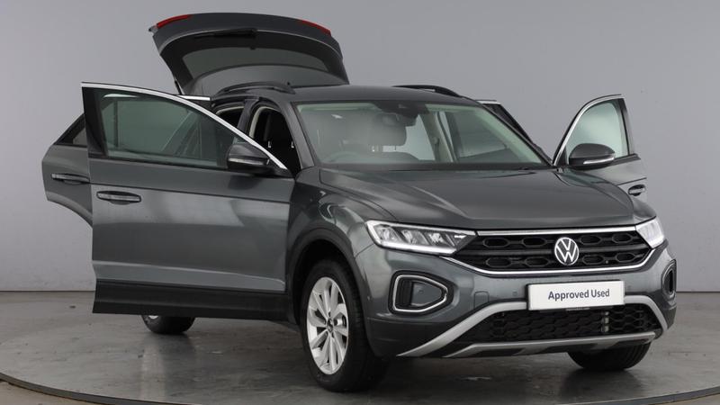 Used Volkswagen T-Roc 2025 for sale - 75403453: Photo 9