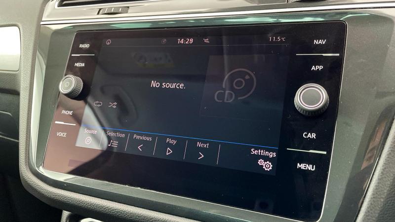 Used Volkswagen Tiguan 2018 for sale - 76382185: Photo 14