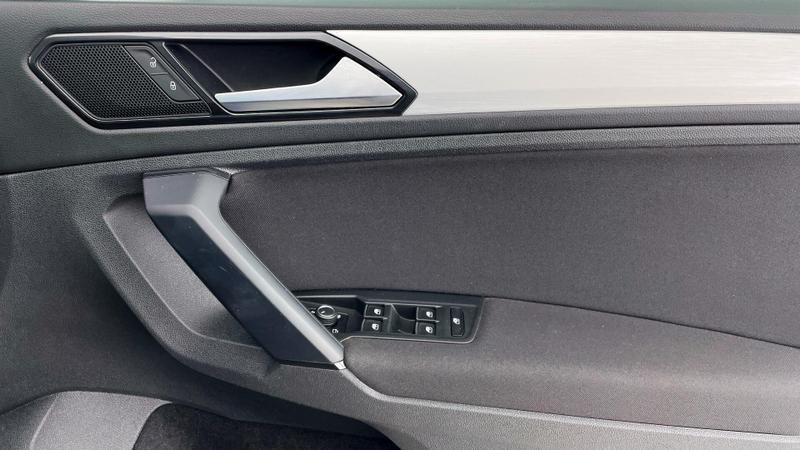 Used Volkswagen Tiguan 2018 for sale - 76382185: Photo 19
