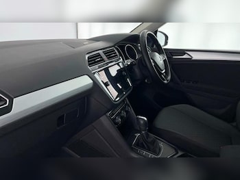 Used Volkswagen Tiguan 2018 for sale - 76382185: Photo