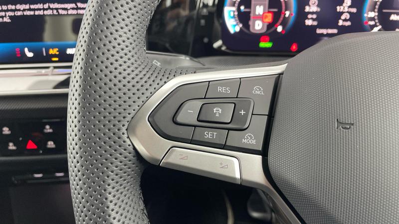 Used Volkswagen Golf 2025 for sale - 76641028: Photo 23