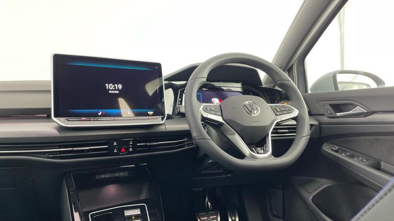 Used Volkswagen Golf 2025 for sale - 76641028: Photo 27