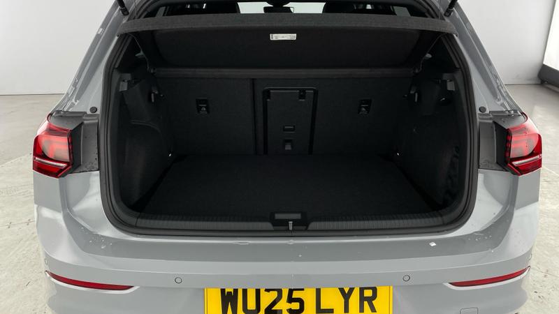 Used Volkswagen Golf 2025 for sale - 76641028: Photo 31