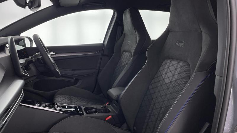 Used Volkswagen Golf 2025 for sale - 76641028: Photo 41