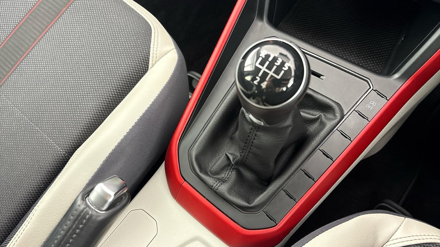 Used Volkswagen Polo 2018 for sale - 77837146: Photo 24