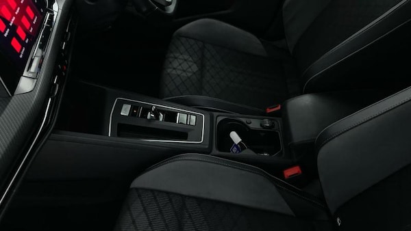 Used Volkswagen Golf 2022 for sale - 75511956: Photo 32