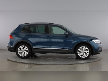 Used Volkswagen Tiguan 2022 for sale - 76631249: Photo