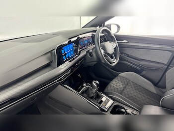Used Volkswagen Golf 2023 for sale - 78615264: Photo