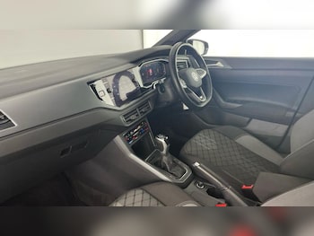 Used Volkswagen Polo 2024 for sale - 76382184: Photo