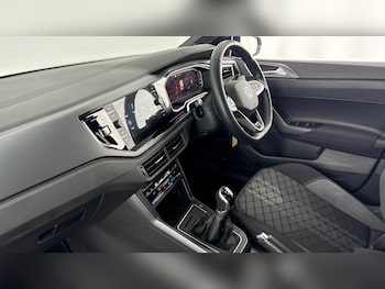 Used Volkswagen Polo 2023 for sale - 77918064: Photo