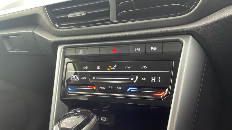 Used Volkswagen T-Roc 2025 for sale - 75403501: Photo 25