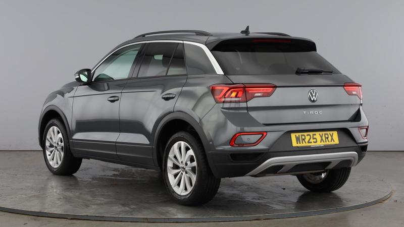 Used Volkswagen T-Roc 2025 for sale - 75403501: Photo 3