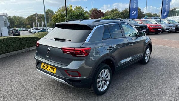 Used Volkswagen T-Roc 2025 for sale - 75403501: Photo 33