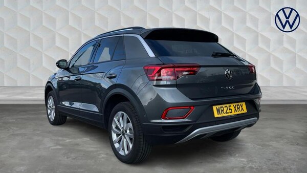 Used Volkswagen T-Roc 2025 for sale - 75403501: Photo 3