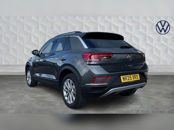 Used Volkswagen T-Roc 2025 for sale - 75403501: Photo