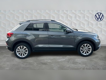 Used Volkswagen T-Roc 2025 for sale - 75403501: Photo