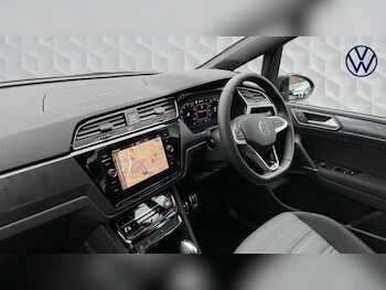 Used Volkswagen Touran 2025 for sale - 77100691: Photo