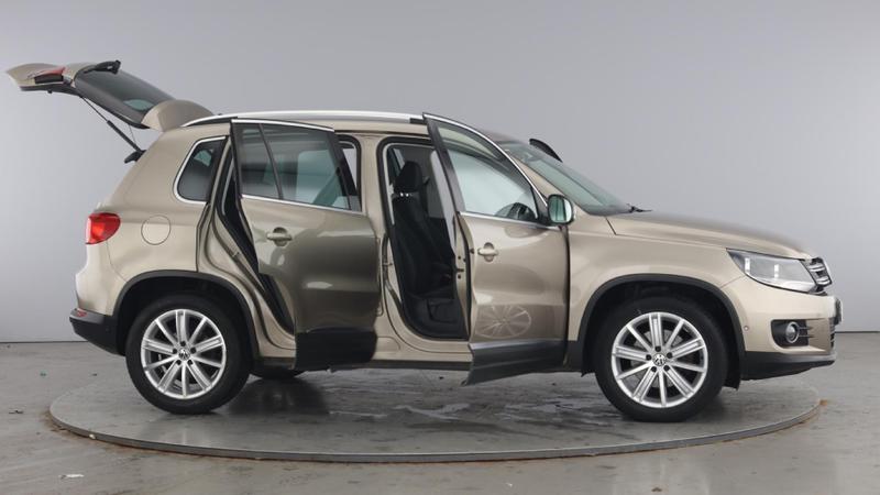 Used Volkswagen Tiguan 2015 for sale - 76415763: Photo 11