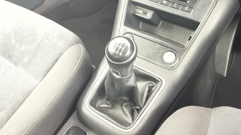 Used Volkswagen Tiguan 2015 for sale - 76415763: Photo 14