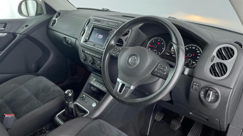 Used Volkswagen Tiguan 2015 for sale - 76415763: Photo 6