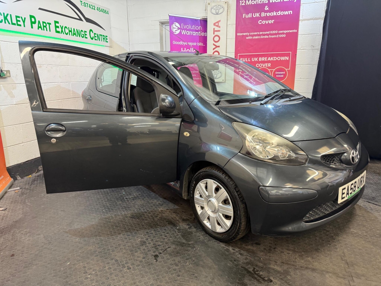 Used Toyota AYGO 2009 for sale - 76388123: Photo 10