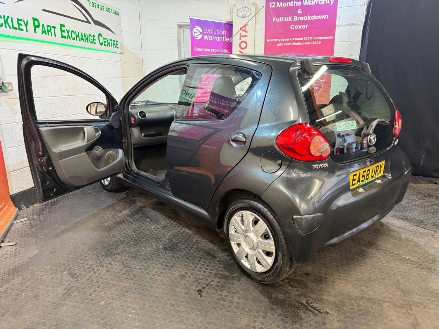 Used Toyota AYGO 2009 for sale - 76388123: Photo 23