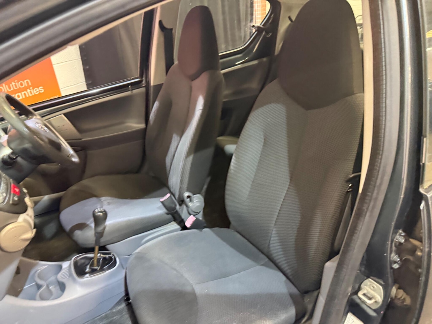 Used Toyota AYGO 2009 for sale - 76388123: Photo 27