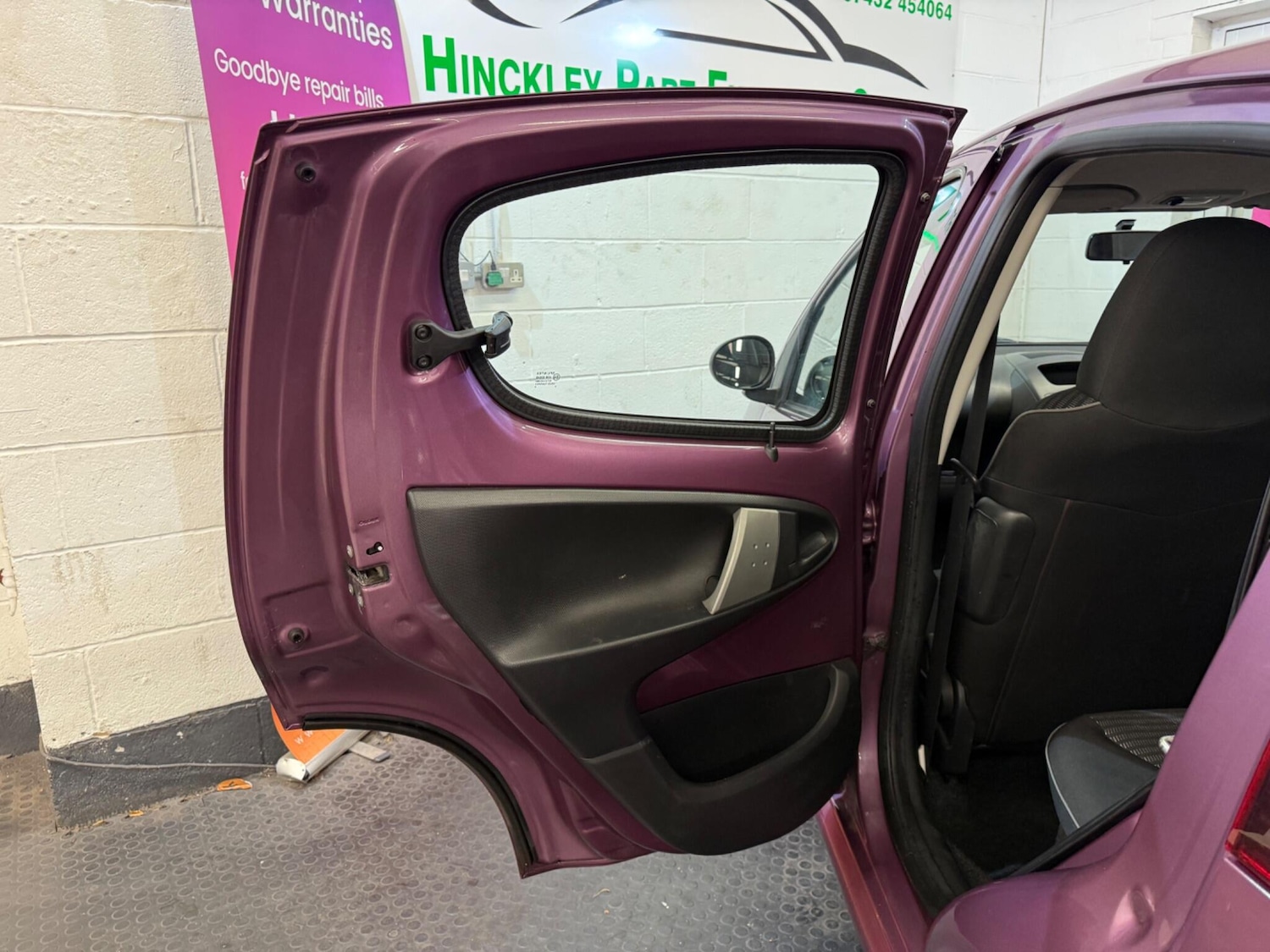 Used Peugeot 107 2012 for sale - 76398052: Photo 18