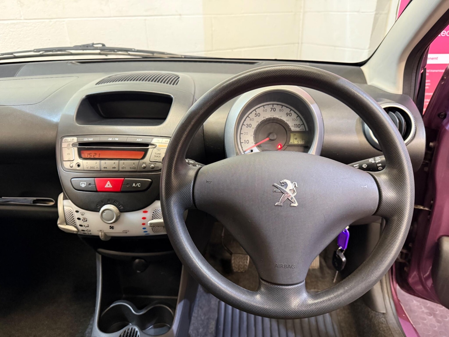 Used Peugeot 107 2012 for sale - 76398052: Photo 28