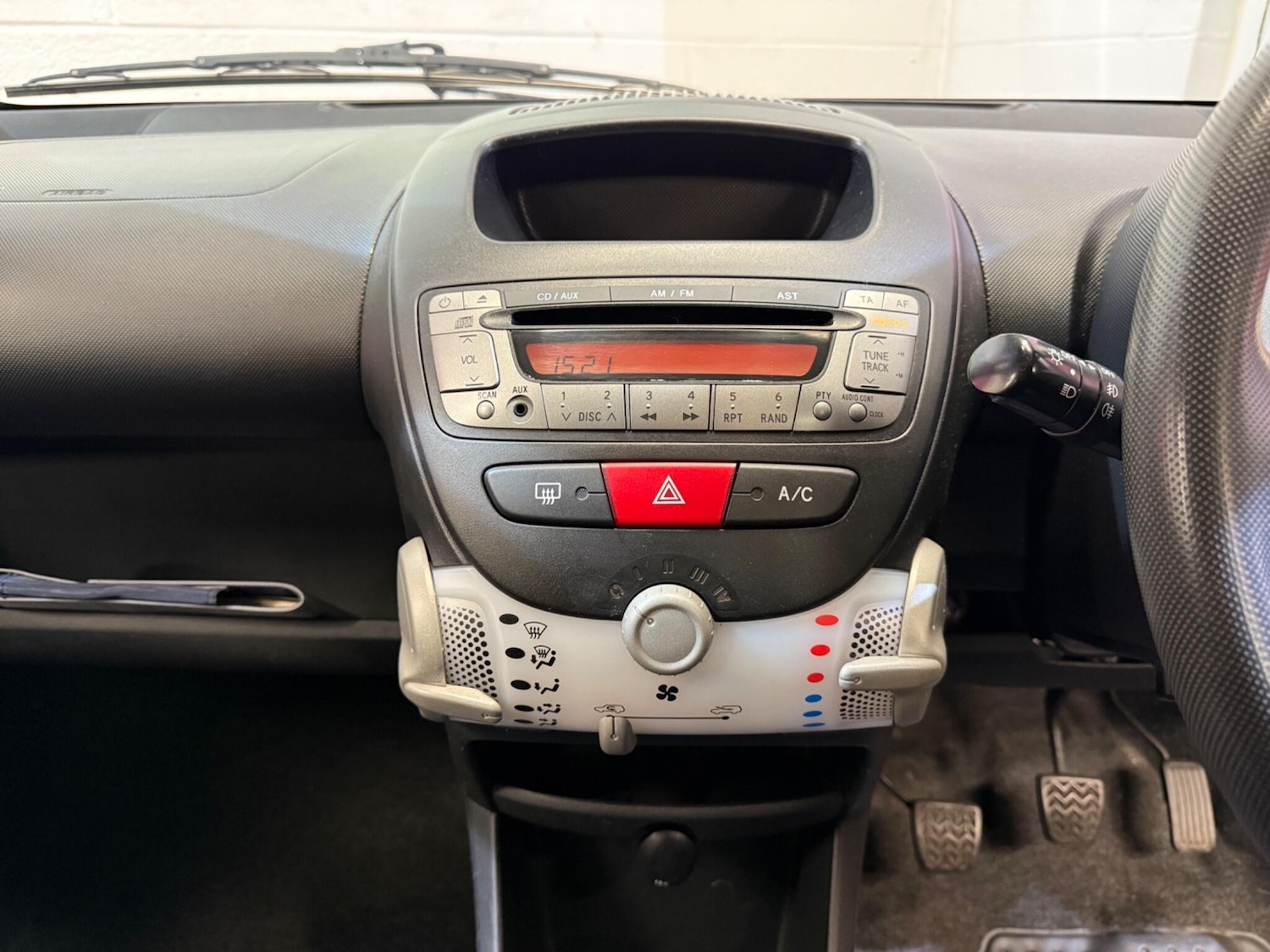 Used Peugeot 107 2012 for sale - 76398052: Photo 32
