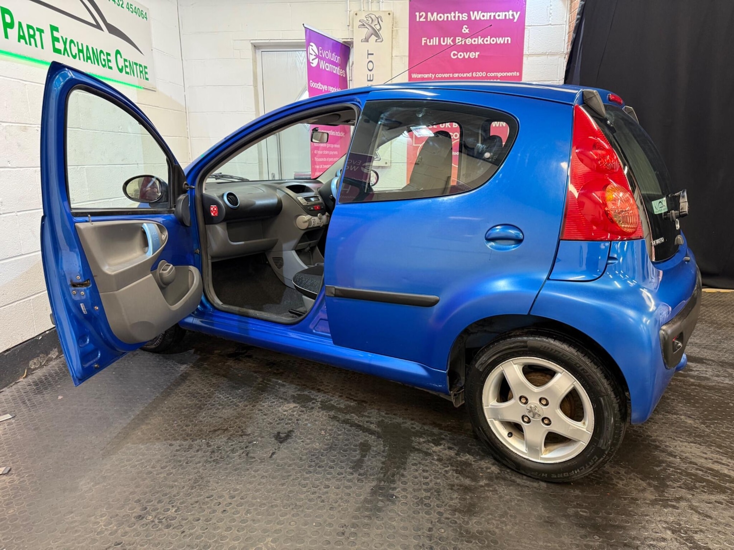 Used Peugeot 107 2010 for sale - 76377839: Photo 22