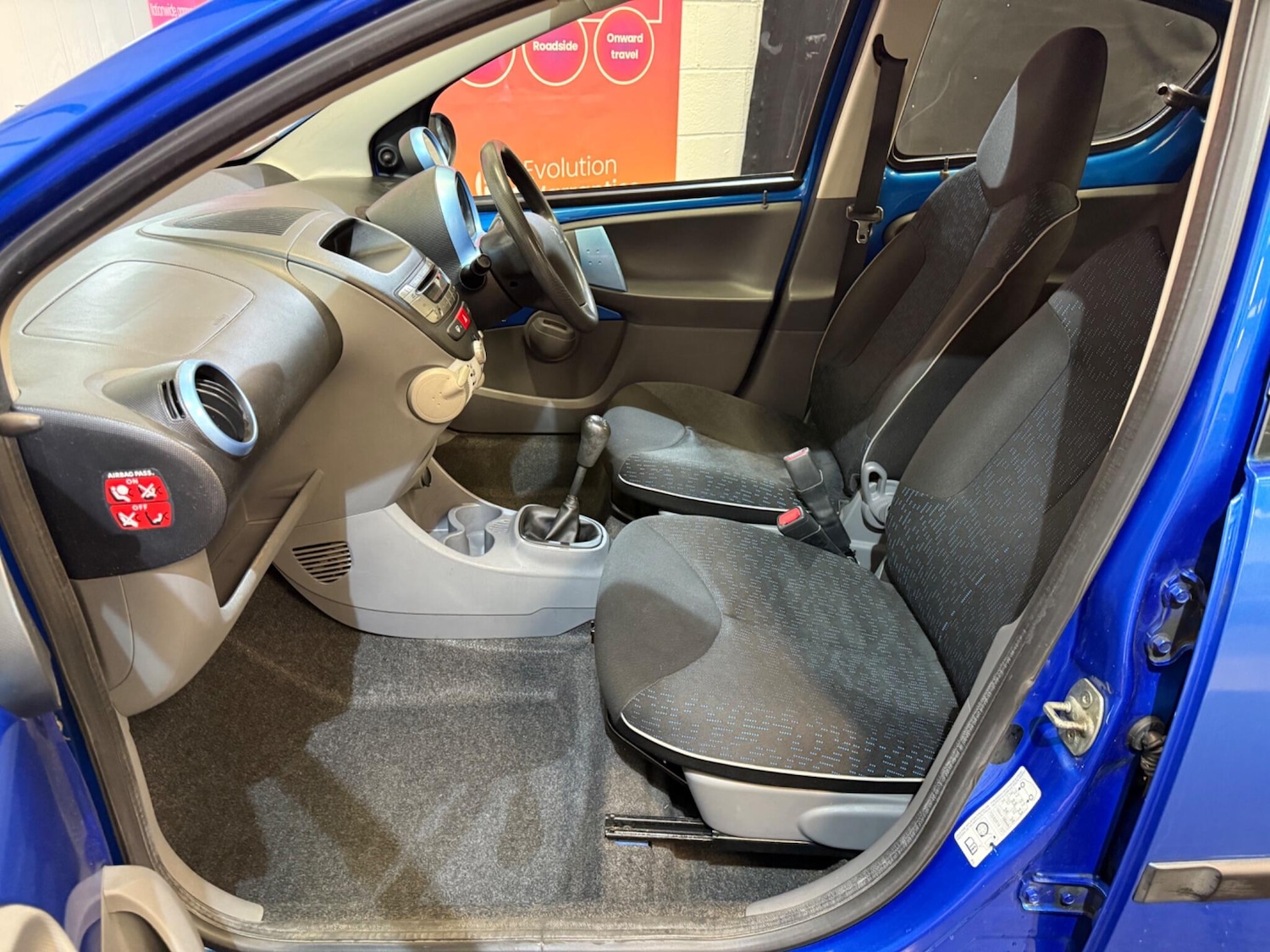 Used Peugeot 107 2010 for sale - 76377839: Photo 25