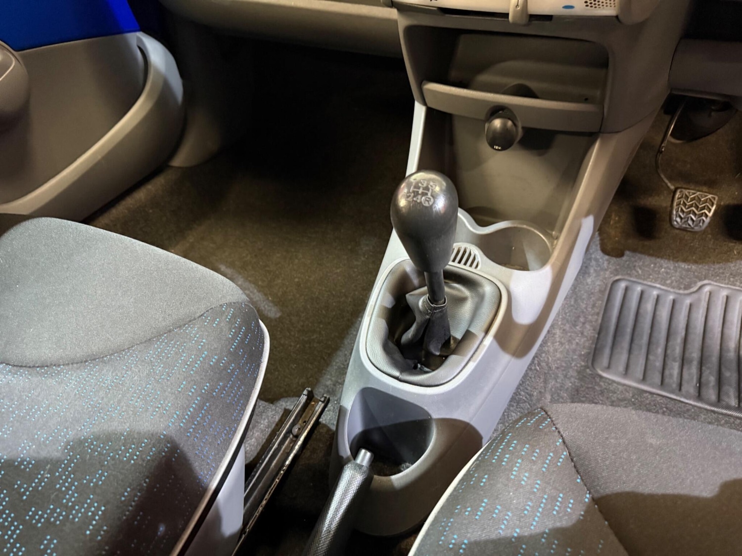 Used Peugeot 107 2010 for sale - 76377839: Photo 29
