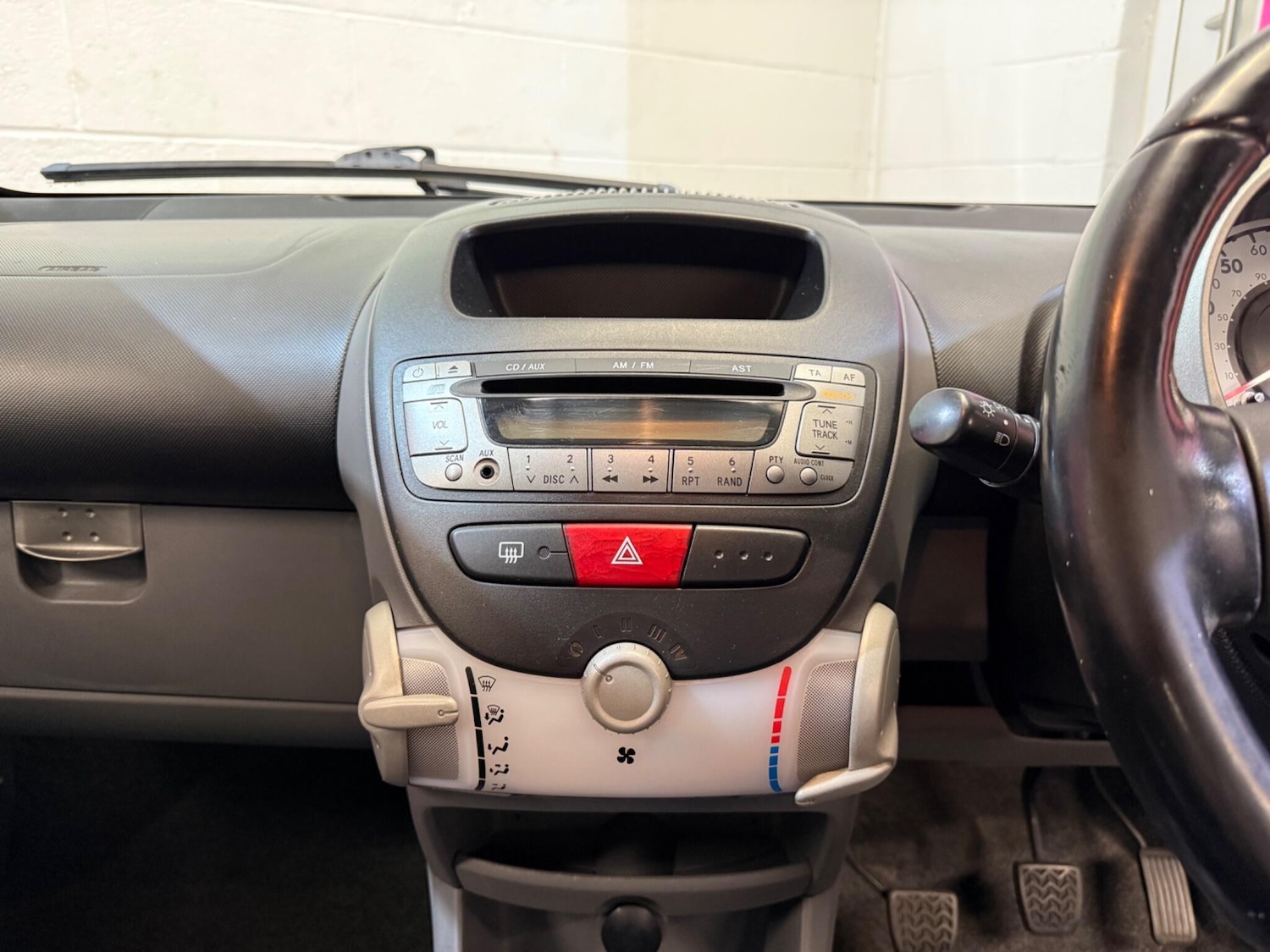 Used Toyota AYGO 2008 for sale - 76094911: Photo 25